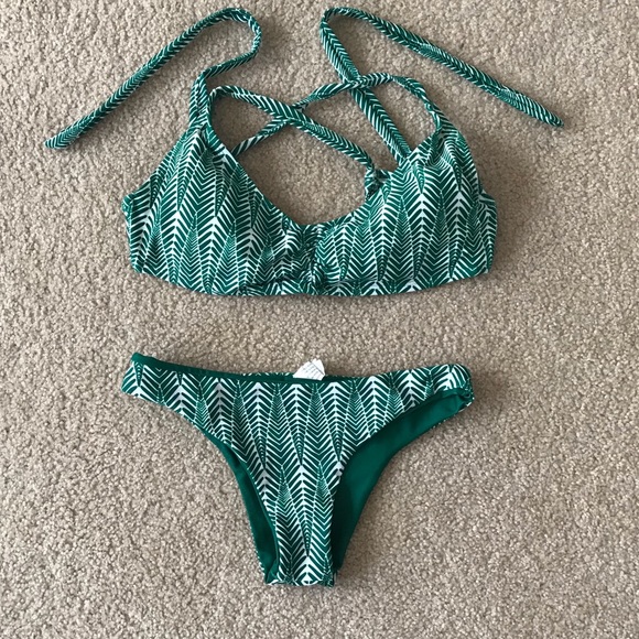 Jack’s Surfboard Shop Bikini lrg/small - Picture 2 of 6